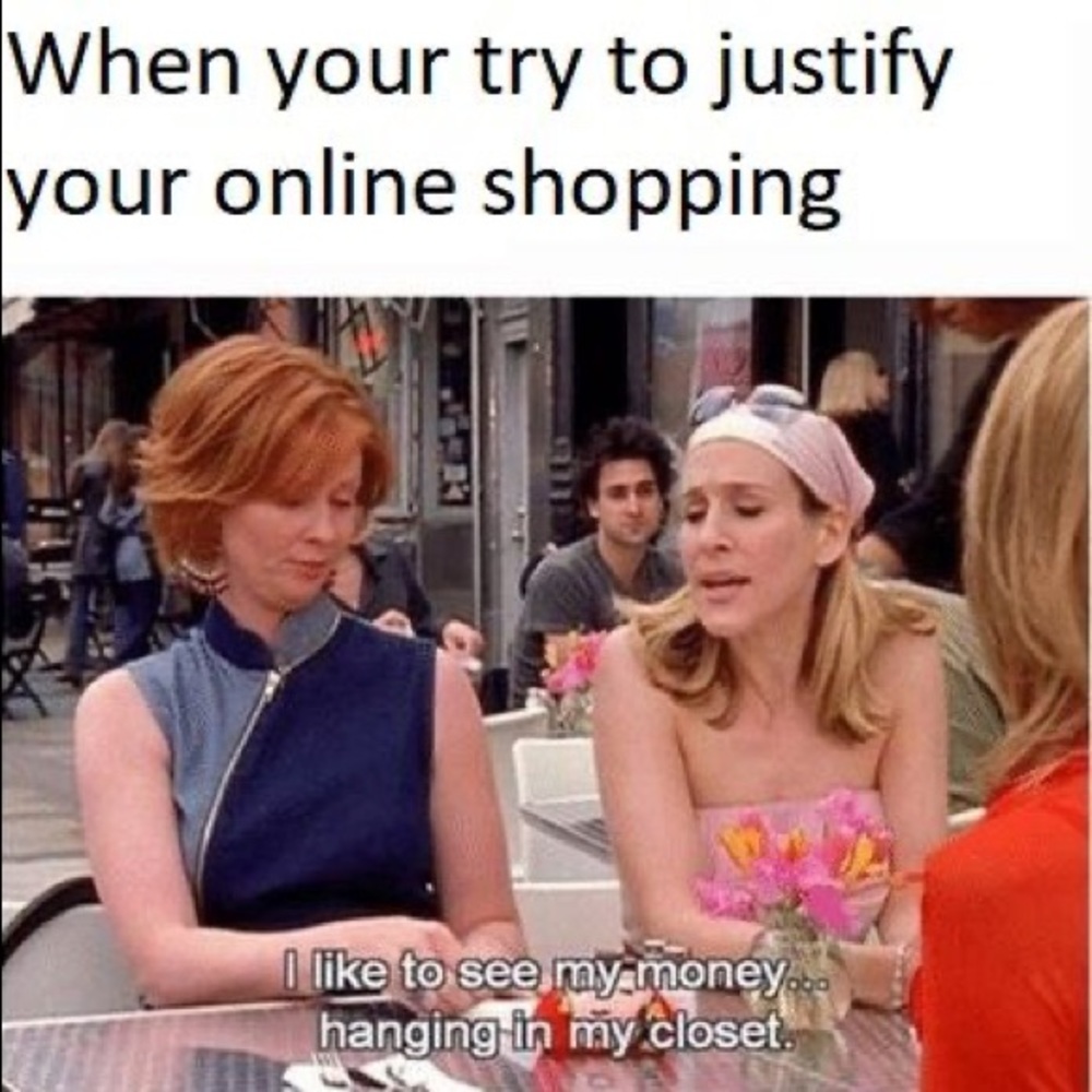 Who doesn’t love shopping online👩🏻‍💻